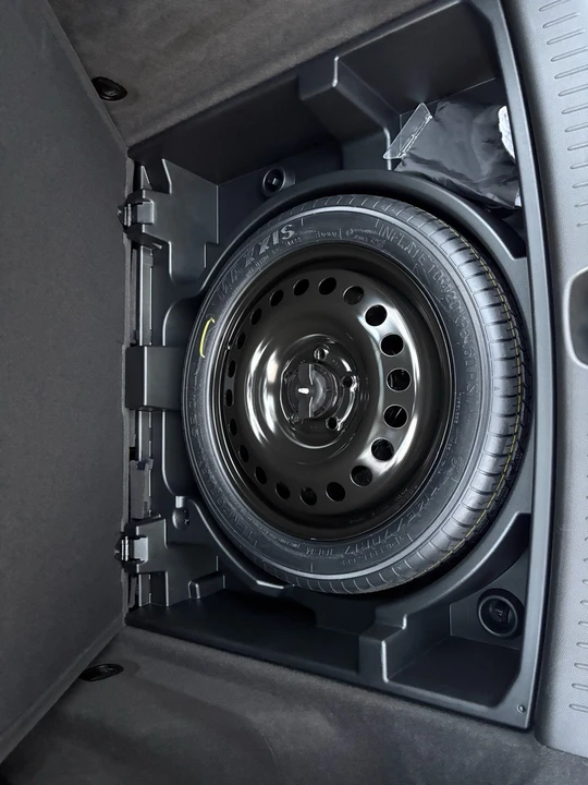 2024 Cadillac XT4 - Image 19 of 21