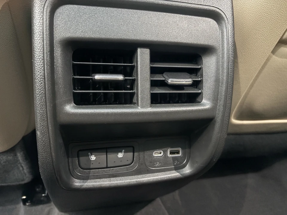 2024 Cadillac XT4 - Image 13 of 21