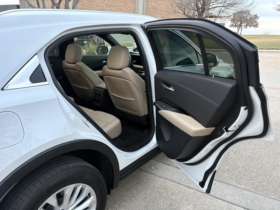 2024 Cadillac XT4 - Image 20 of 21