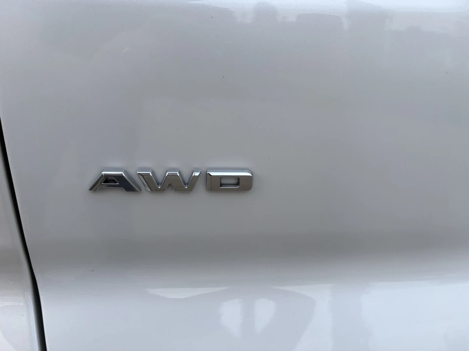 2024 Cadillac XT4 - Image 7 of 21
