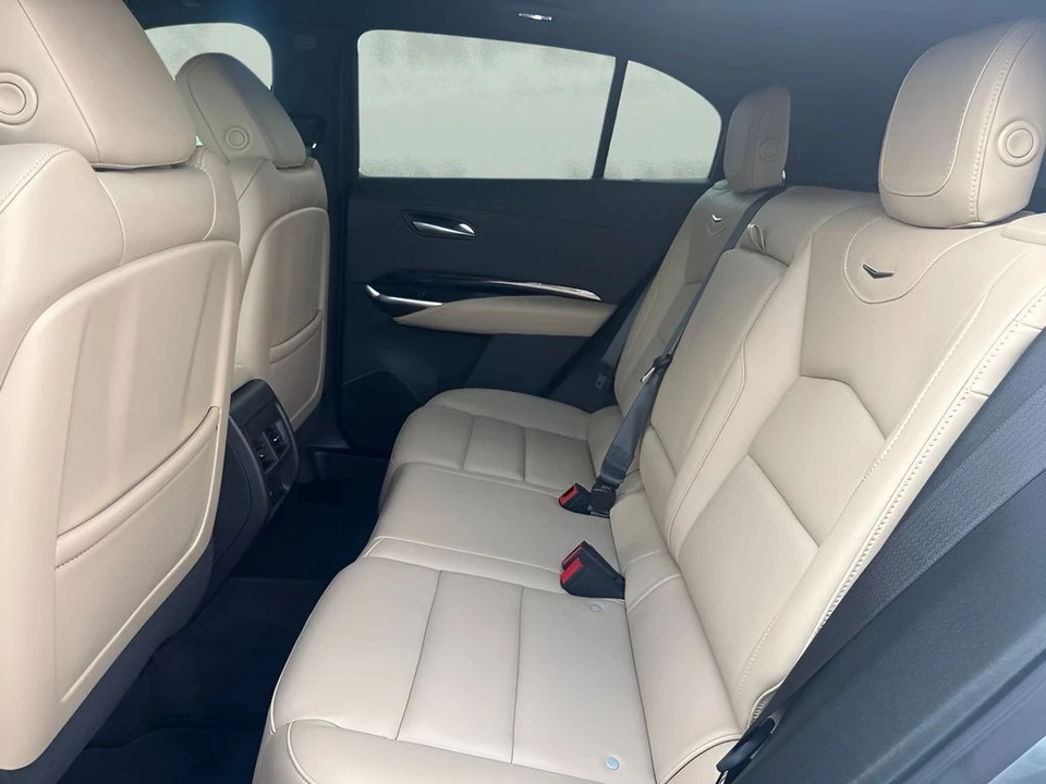 2024 Cadillac XT4 - Image 12 of 31