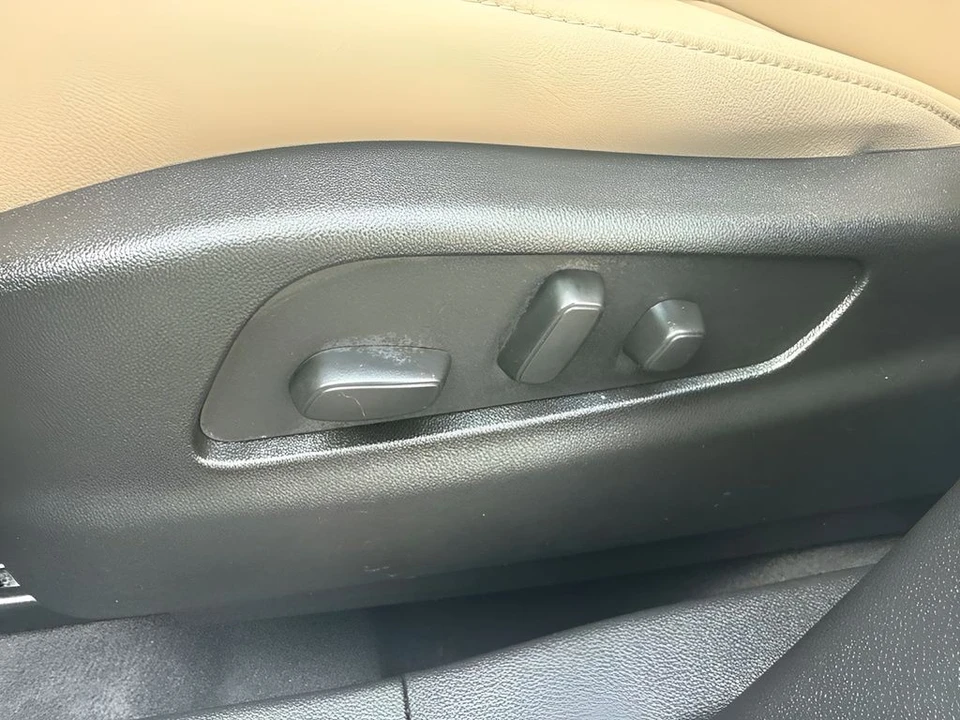 2024 Cadillac XT4 - Image 10 of 31
