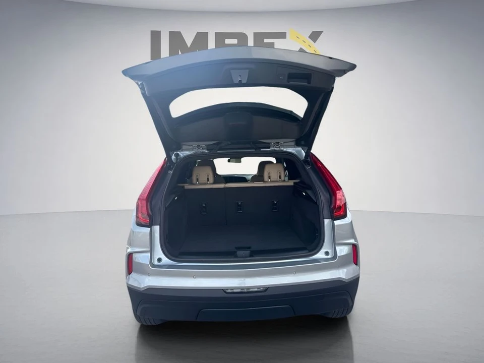 2024 Cadillac XT4 - Image 29 of 31