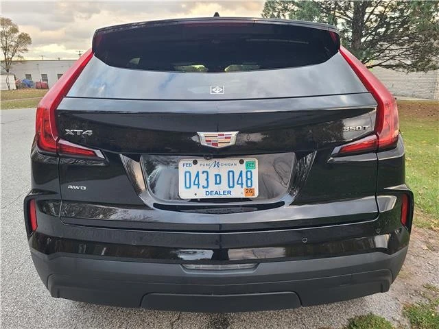 2024 Cadillac XT4 - Image 4 of 12