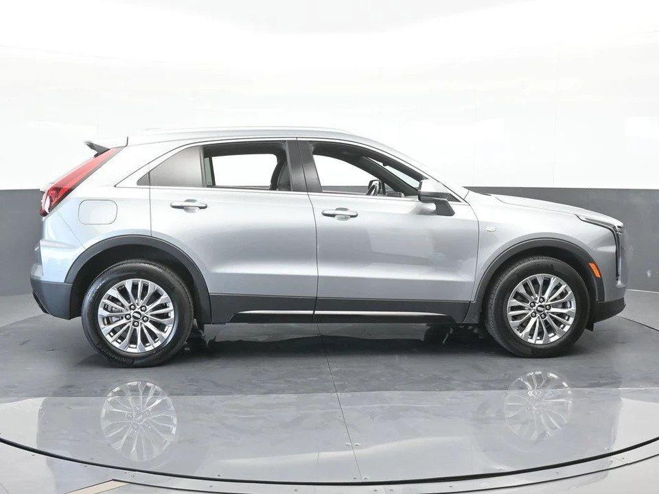 2024 Cadillac XT4 - Image 7 of 12