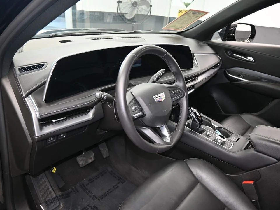 2024 Cadillac XT4 - Image 10 of 12