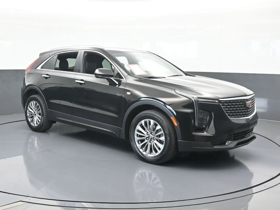 2024 Cadillac XT4 - Image 8 of 12