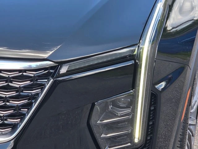 2024 Cadillac XT4 - Image 10 of 31