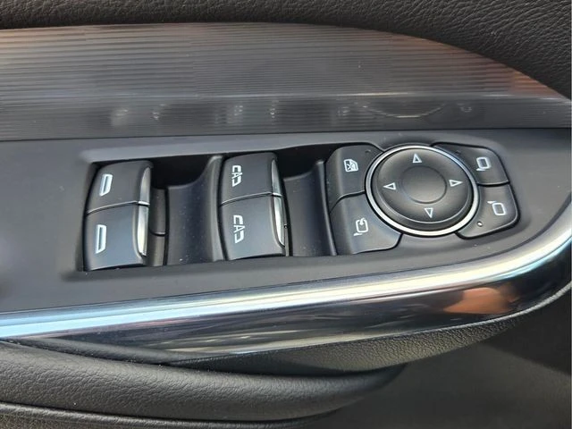 2024 Cadillac XT4 - Image 26 of 31