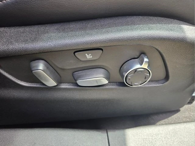 2024 Cadillac XT4 - Image 23 of 31