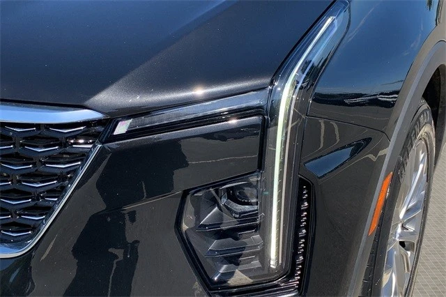2024 Cadillac XT4 - Image 10 of 12