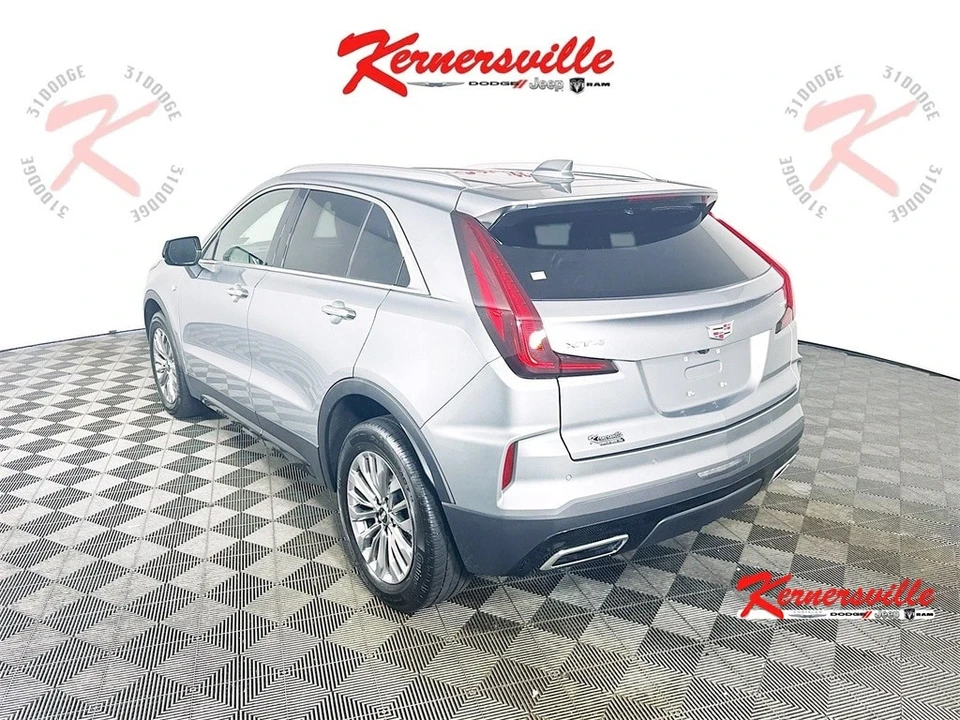 2024 Cadillac XT4 - Image 5 of 21