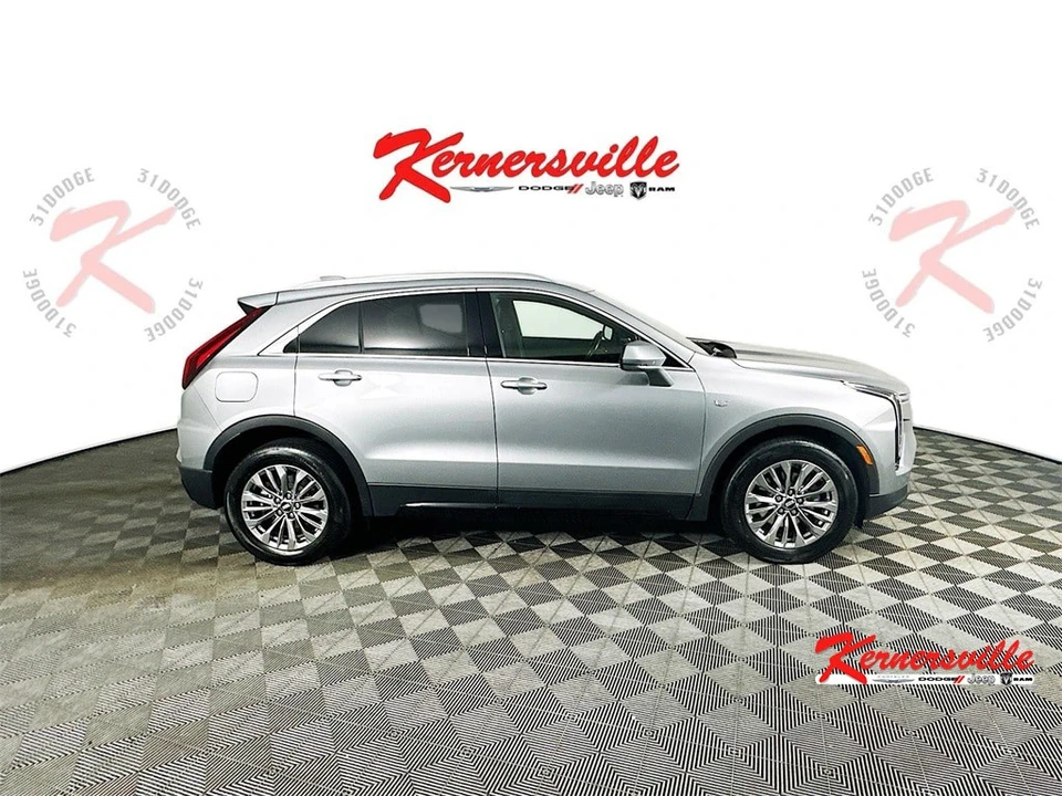 2024 Cadillac XT4 - Image 9 of 12