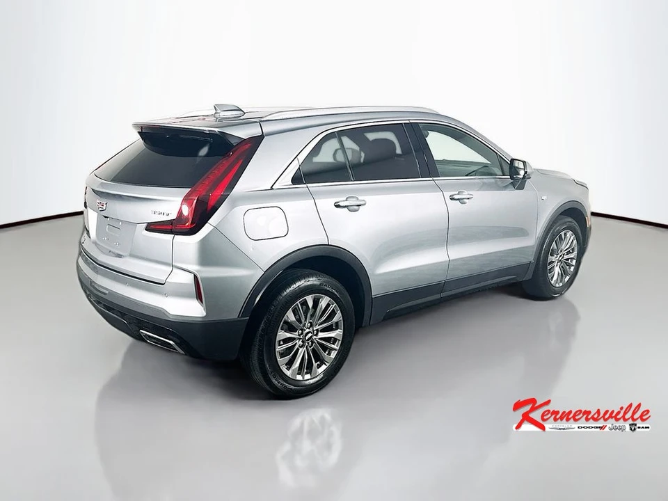 2024 Cadillac XT4 - Image 8 of 21