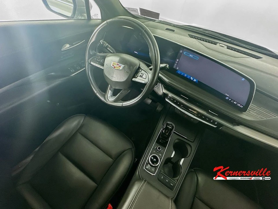 2024 Cadillac XT4 - Image 10 of 21