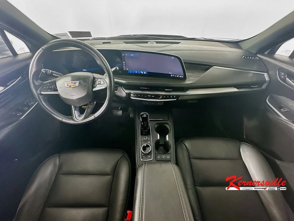 2024 Cadillac XT4 - Image 11 of 21