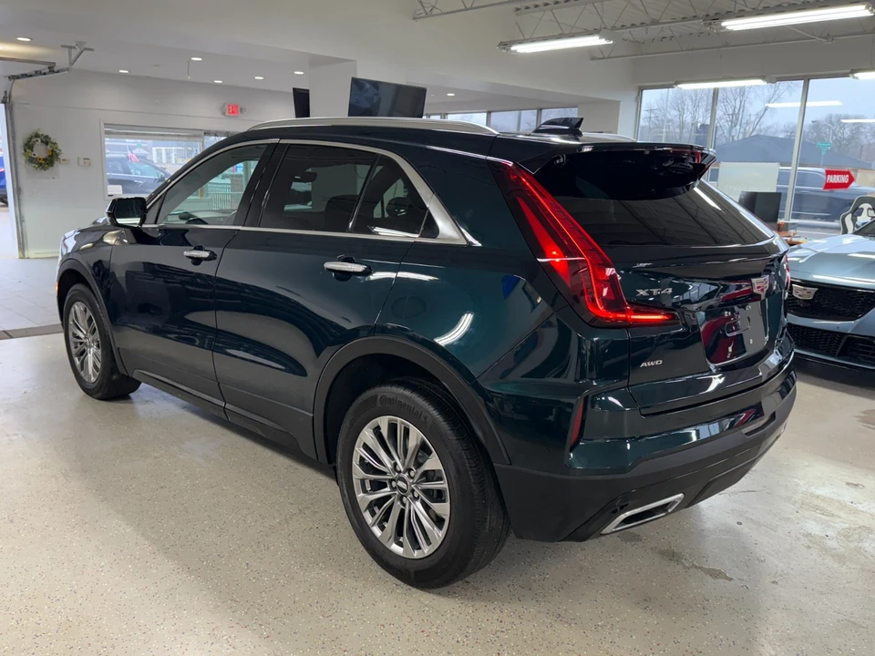 2024 Cadillac XT4 - Image 8 of 21