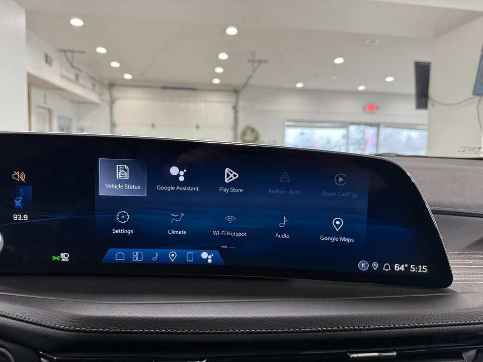 2024 Cadillac XT4 - Image 17 of 21