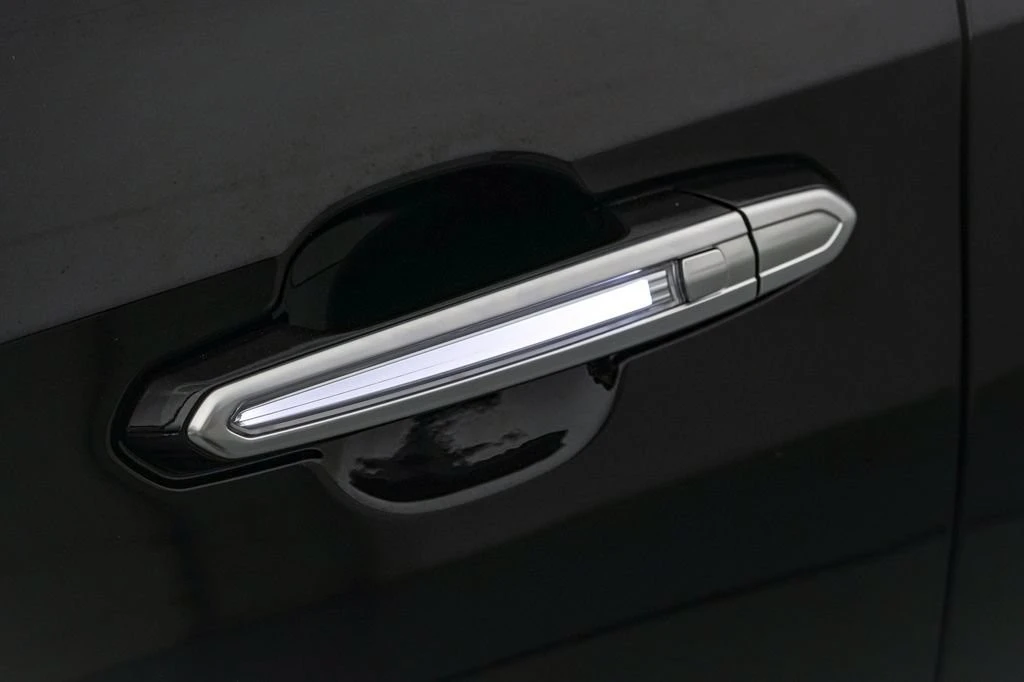 2024 Cadillac XT4 - Image 13 of 30
