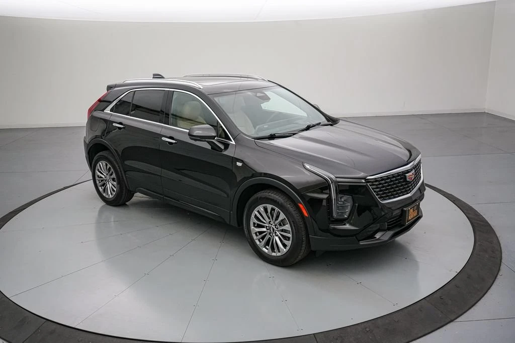 2024 Cadillac XT4 - Image 2 of 30