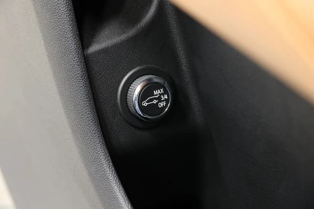 2024 Cadillac XT4 - Image 11 of 12