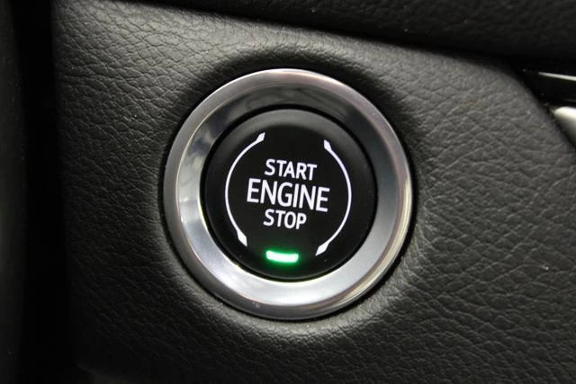 2024 Cadillac XT4 - Image 18 of 21