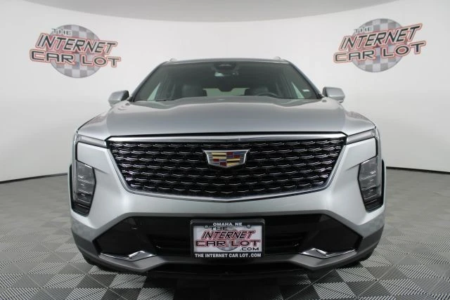 2024 Cadillac XT4 - Image 2 of 12