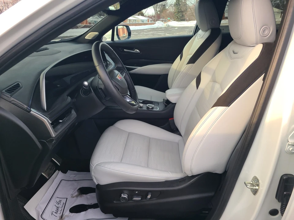 2024 Cadillac XT4 - Image 10 of 21