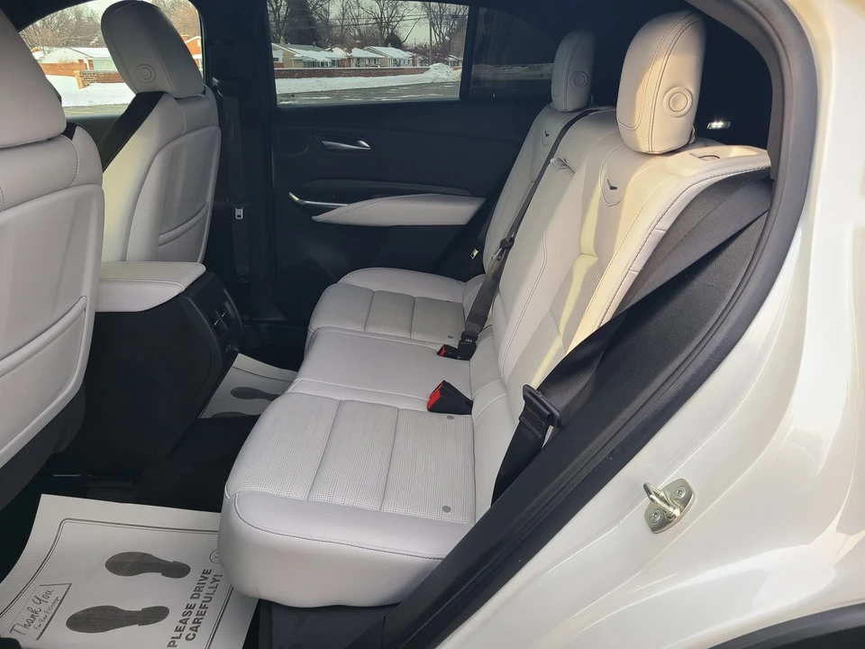 2024 Cadillac XT4 - Image 11 of 21
