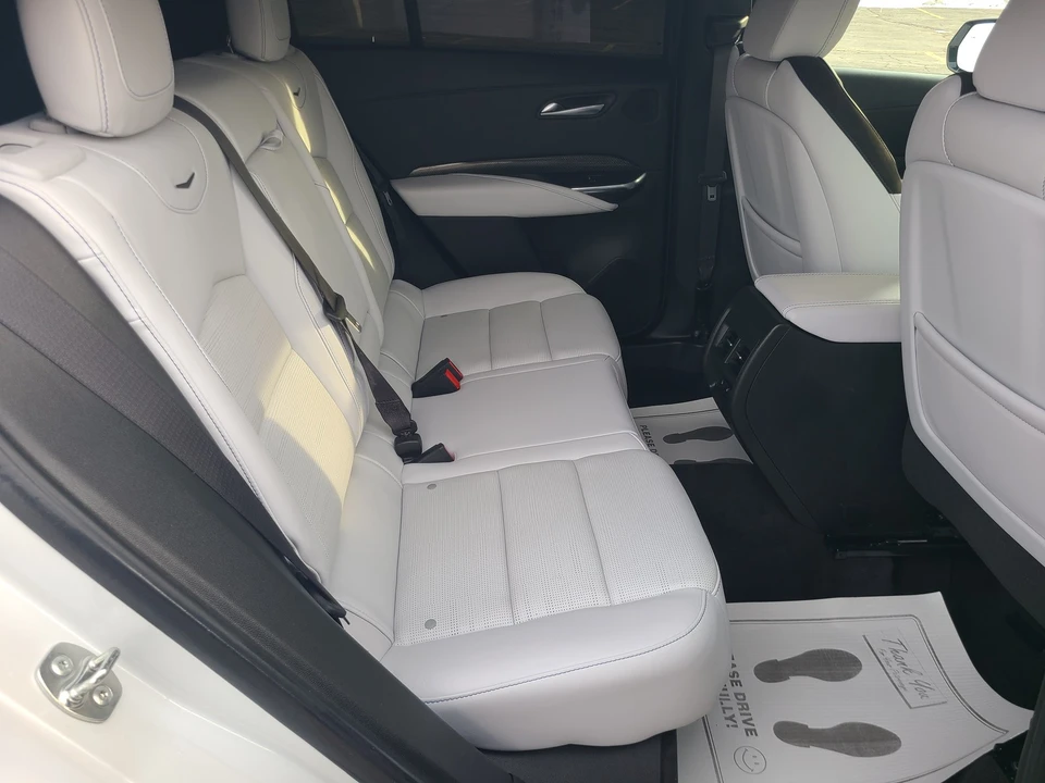 2024 Cadillac XT4 - Image 14 of 21
