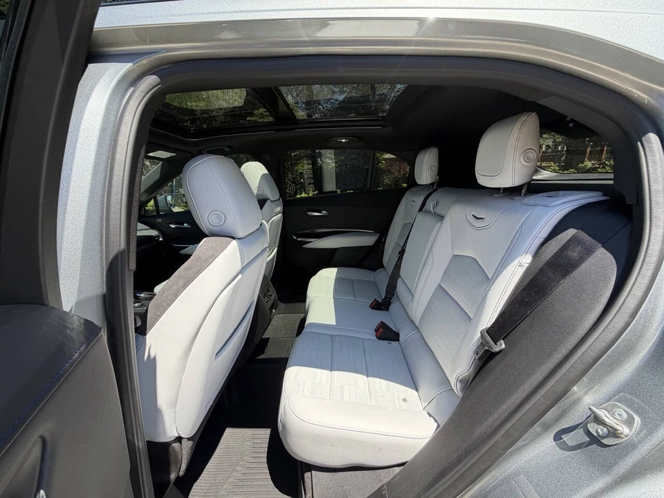 2024 Cadillac XT4 - Image 10 of 22