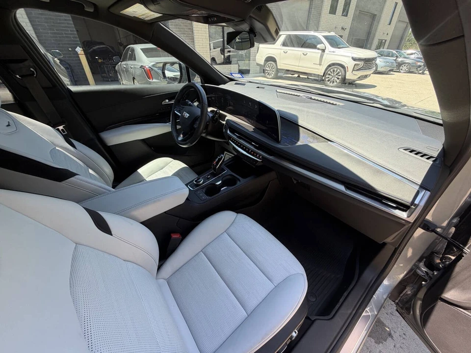 2024 Cadillac XT4 - Image 12 of 22