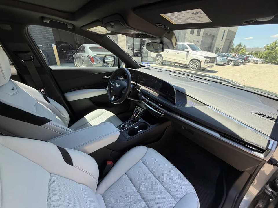 2024 Cadillac XT4 - Image 18 of 22