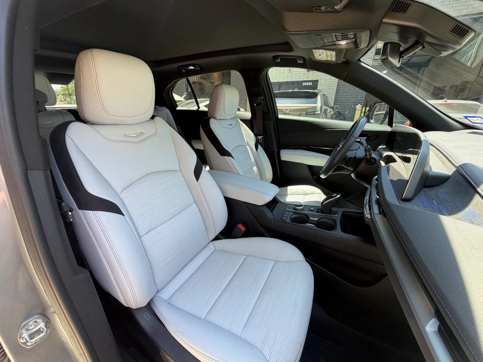 2024 Cadillac XT4 - Image 13 of 22