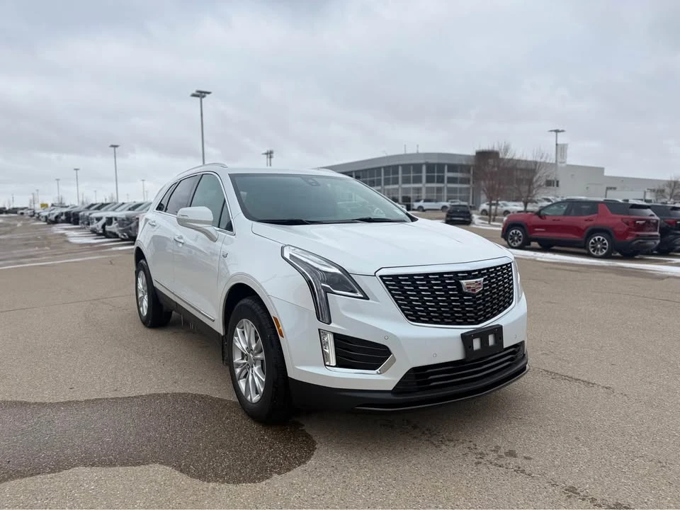2024 Cadillac XT5 - Image 2 of 14