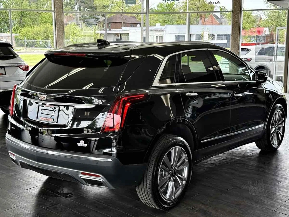 2024 Cadillac XT5 - Image 11 of 12