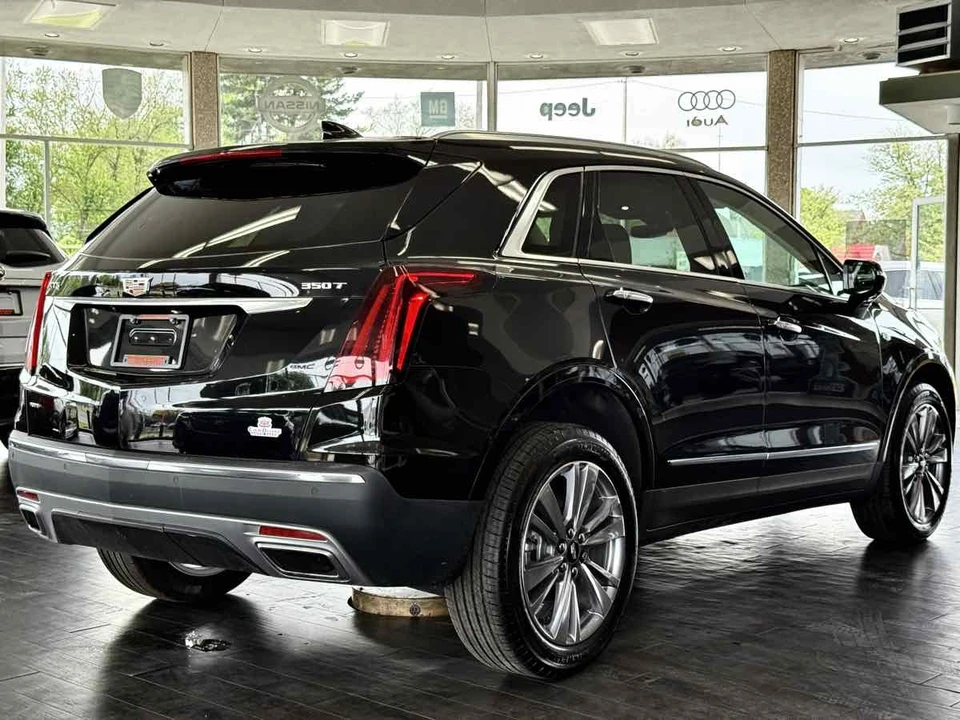2024 Cadillac XT5 - Image 12 of 21