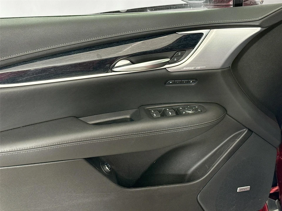2024 Cadillac XT5 - Image 10 of 15