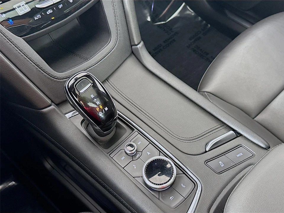 2024 Cadillac XT5 - Image 16 of 21