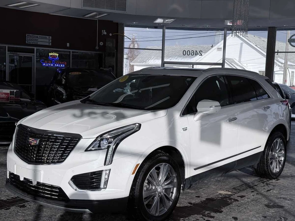 2024 Cadillac XT5 - Image 2 of 12