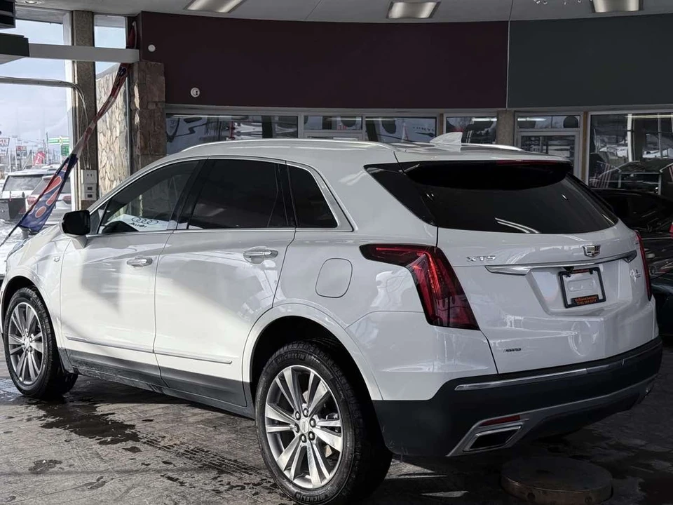 2024 Cadillac XT5 - Image 12 of 21