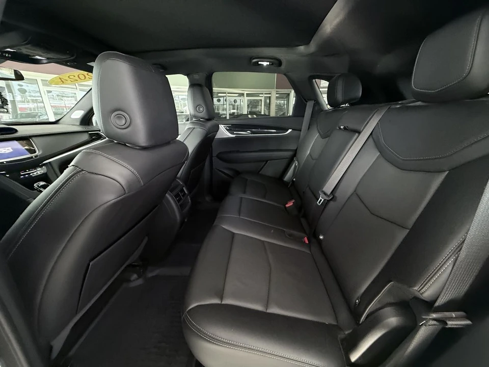 2024 Cadillac XT5 - Image 17 of 21