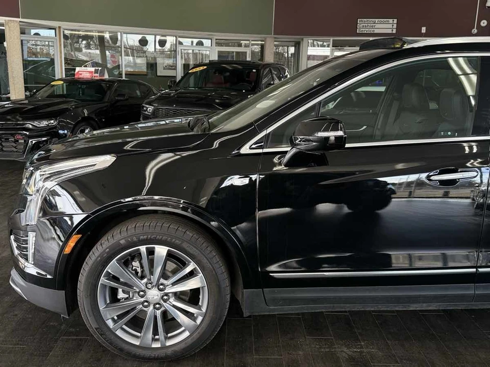 2024 Cadillac XT5 - Image 8 of 21