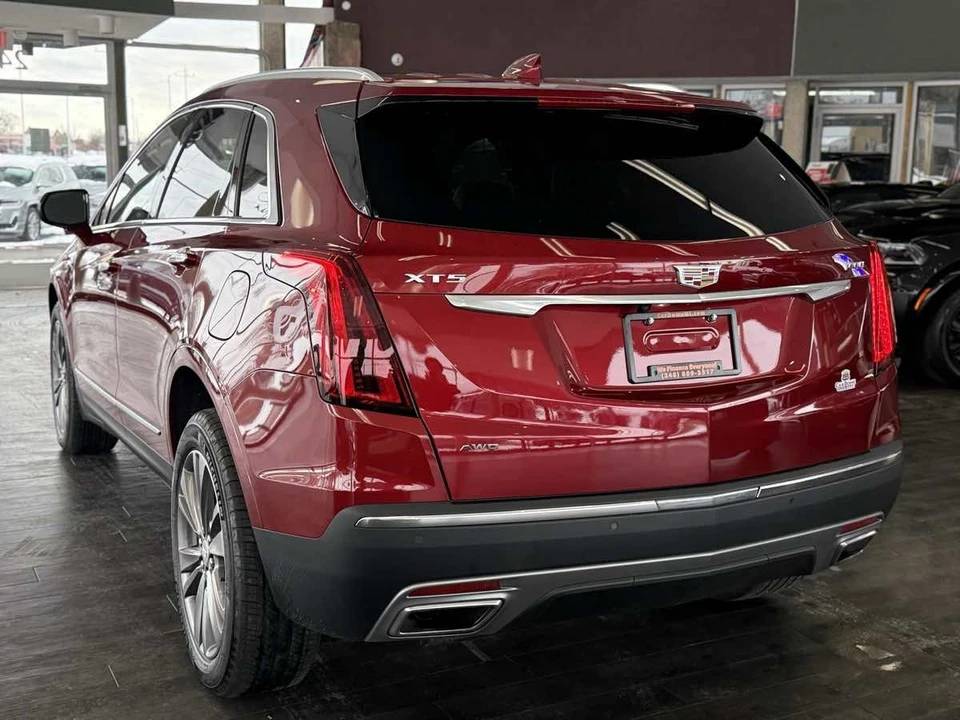 2024 Cadillac XT5 - Image 11 of 21
