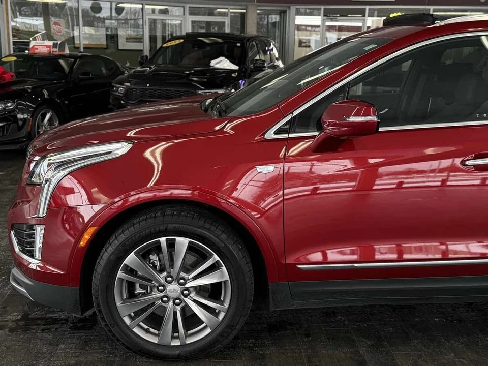 2024 Cadillac XT5 - Image 8 of 21