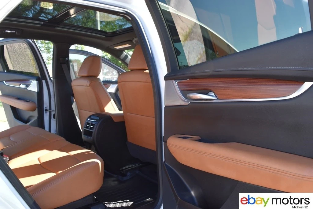 2024 Cadillac XT5 - Image 16 of 21