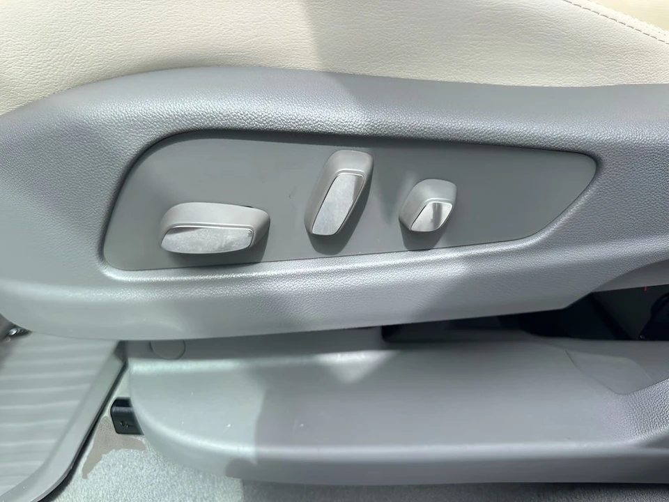 2024 Cadillac XT5 - Image 10 of 21