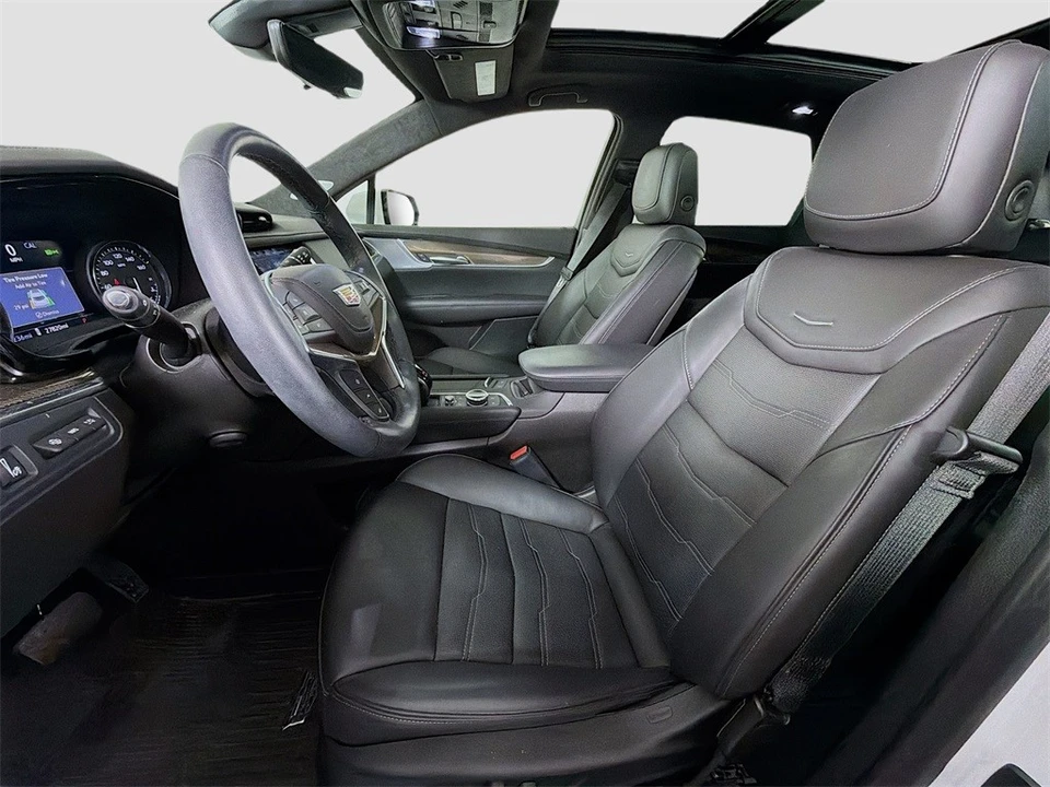 2024 Cadillac XT5 - Image 12 of 12