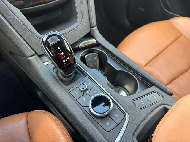 2024 Cadillac XT5 - Image 18 of 21