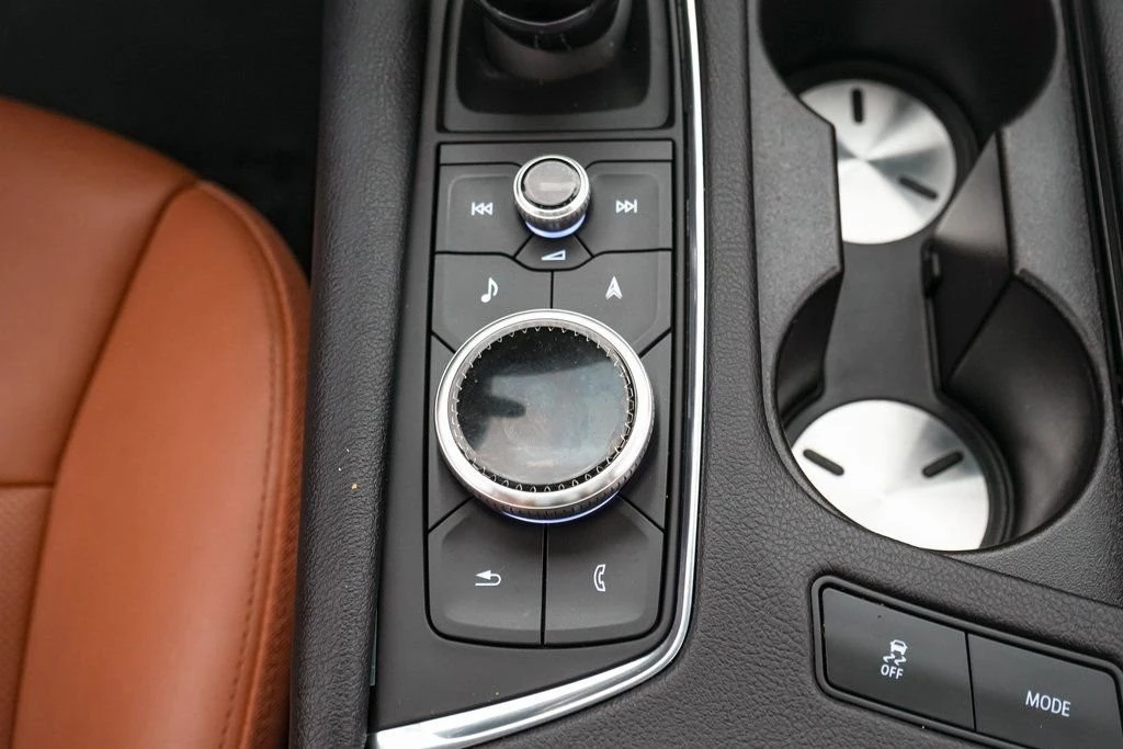 2024 Cadillac XT5 - Image 18 of 21